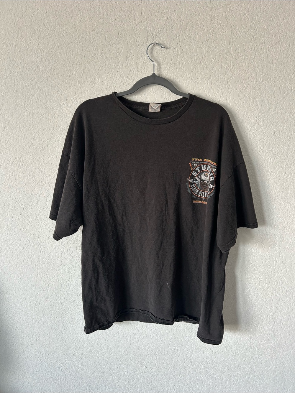 Distressed 2017 Sturgis Black Hills Motorcycle Rally Graphic Tee 3XL